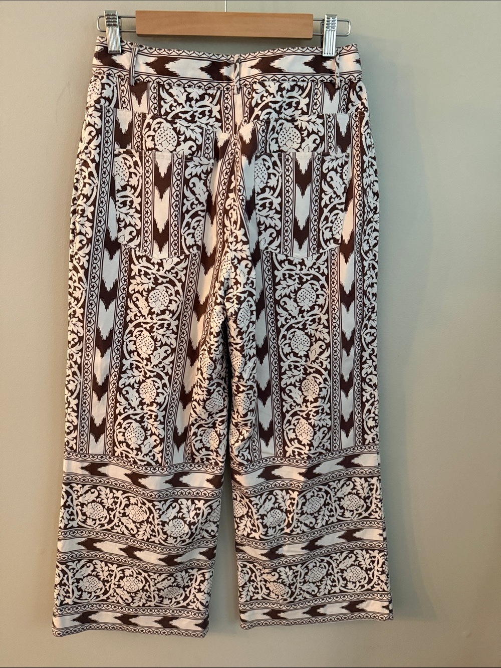 Julia Amory Babe Pant Island Ikat Printed Wide-Leg Pants - Brown & Cream Small - Picture 7 of 12